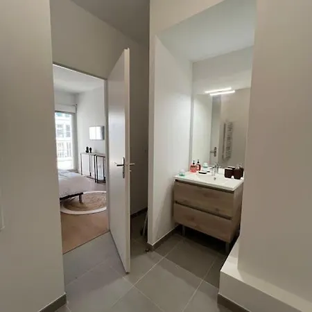 48 M2 Neuf 150m De La A307 * Руаян