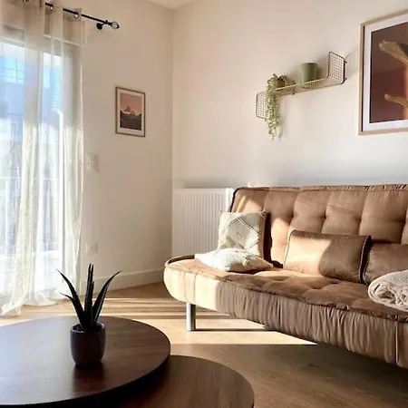 Апартаменти 48 M2 Neuf 150m De La A307