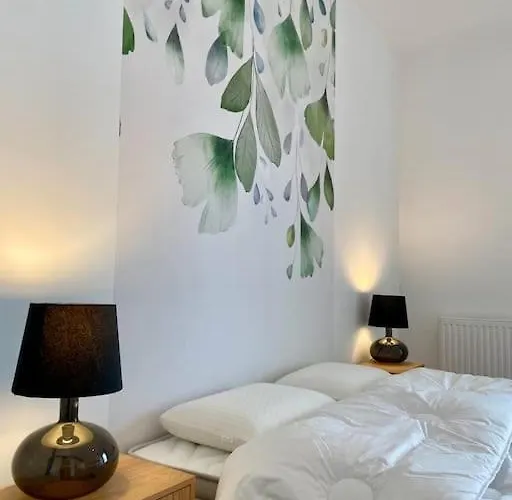 48 M2 Neuf 150m De La A307 Apartment *