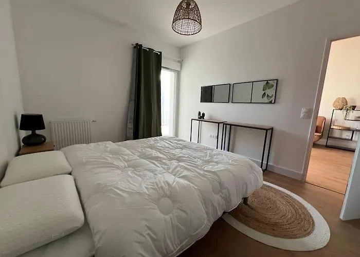 Appartamento 48 M2 Neuf 150m De La A307 *